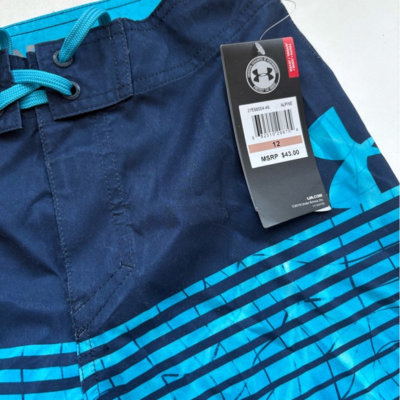 NWT Boys Set of Two Board Shorts Size 12 - Picture 5 of 8